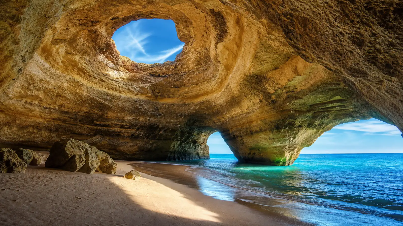 Złociste klify i plaże Algarve